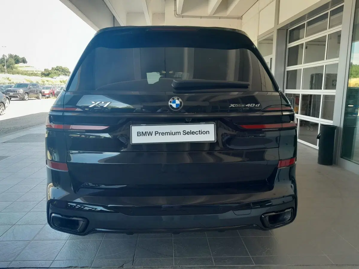 BMW X7 usata a Asti (6)