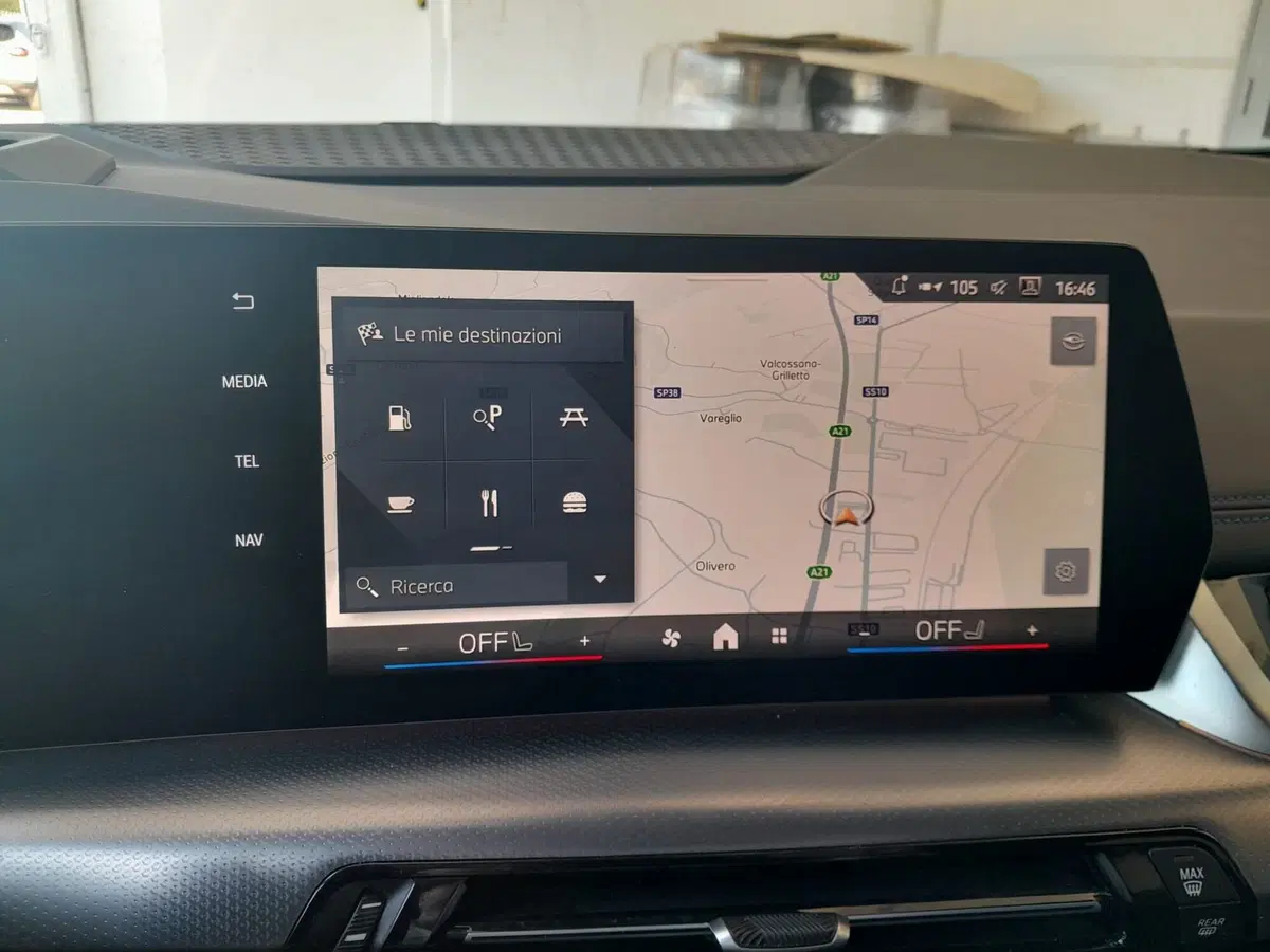 BMW Serie 2 Active Tourer usata a Asti (20)