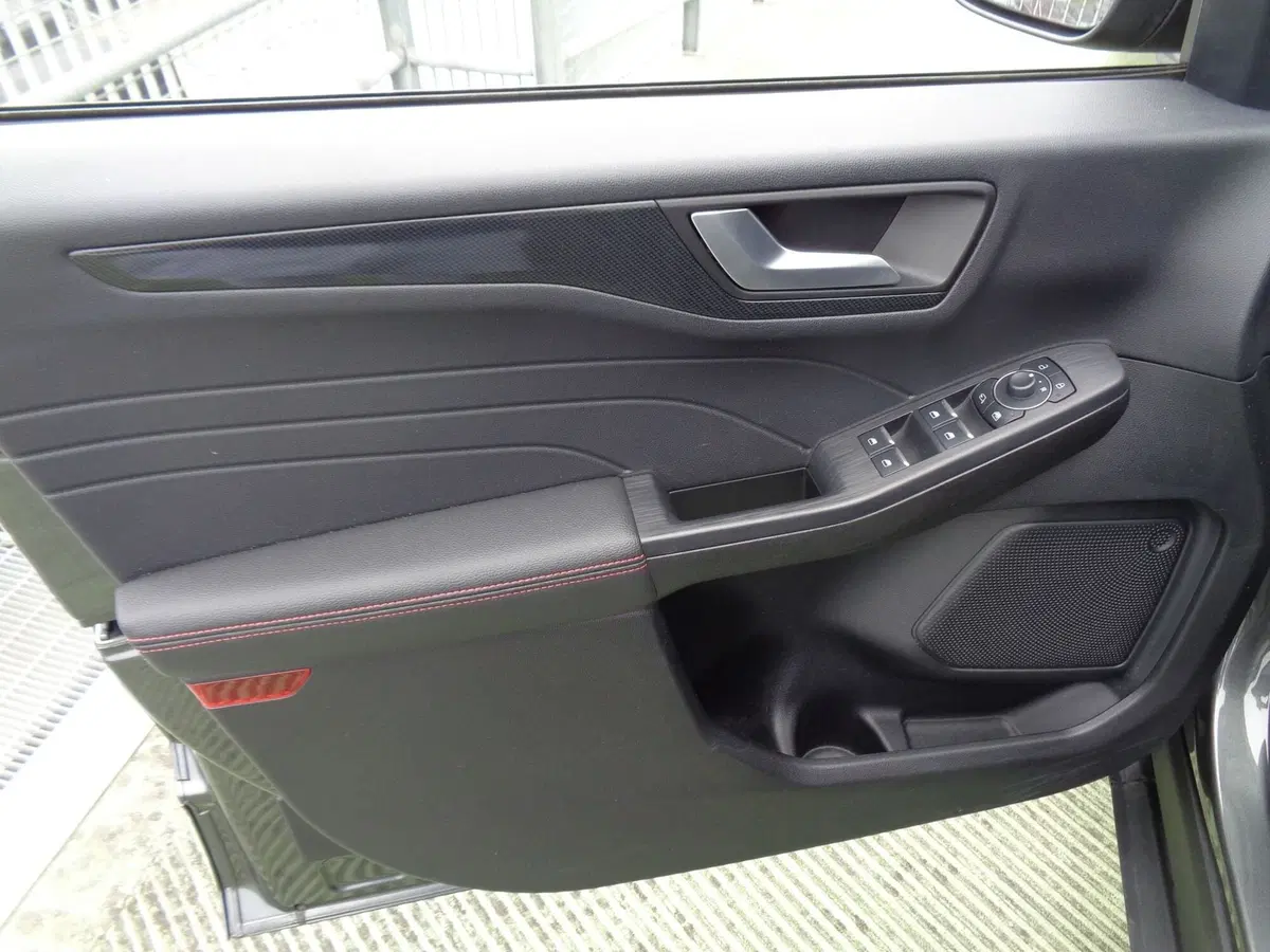 Ford Kuga usata a Treviso (8)