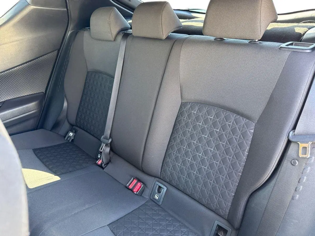 Toyota Toyota C-HR usata a Palermo (11)