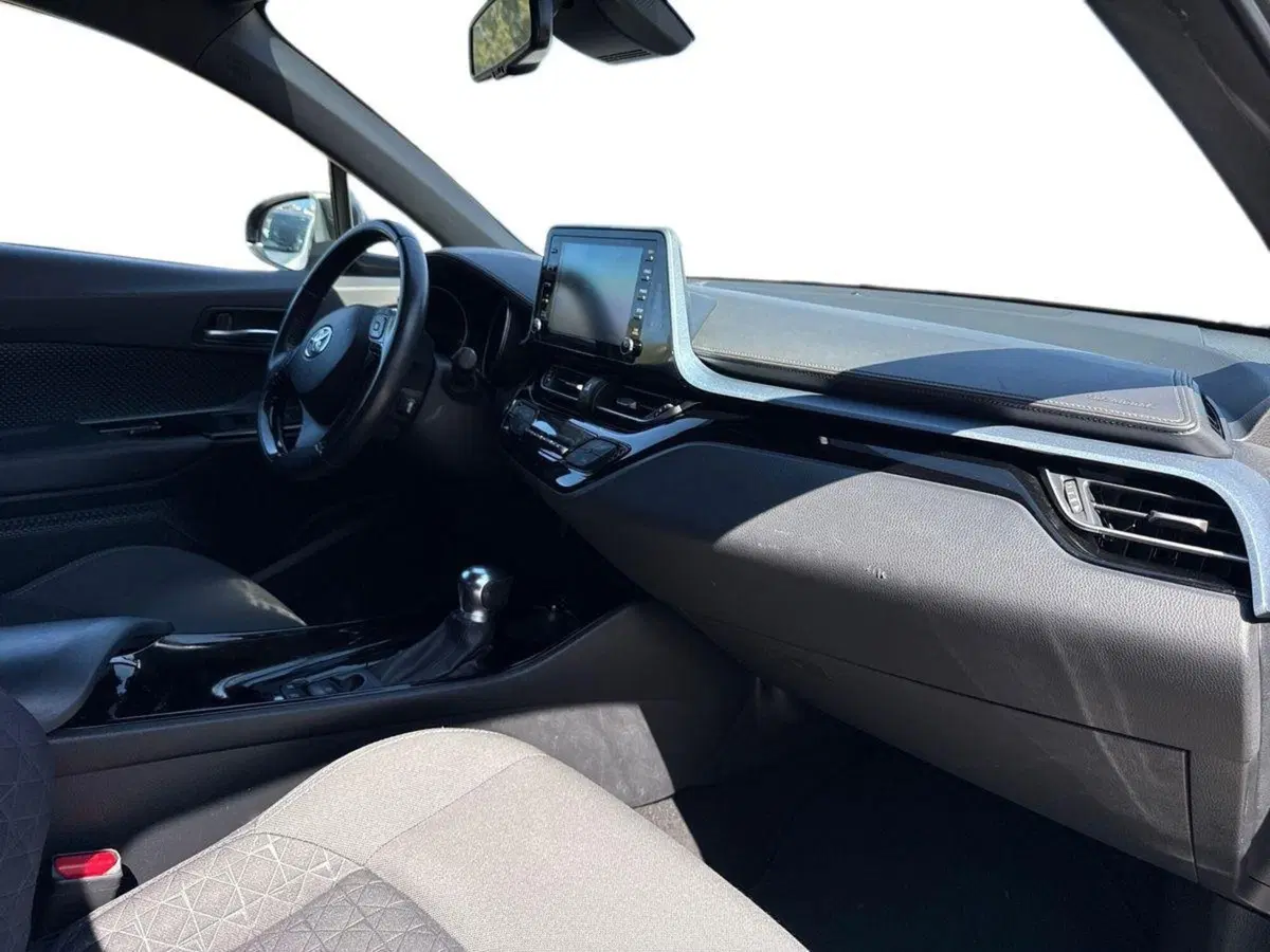 Toyota Toyota C-HR usata a Palermo (16)
