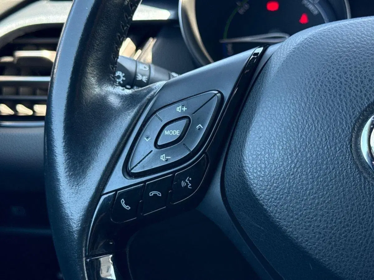 Toyota Toyota C-HR usata a Palermo (20)