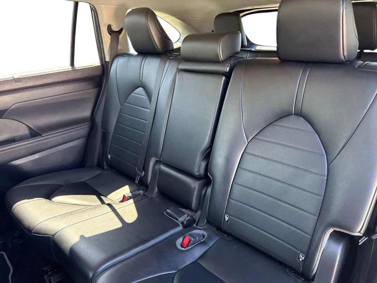 Toyota Highlander usata a Palermo (11)
