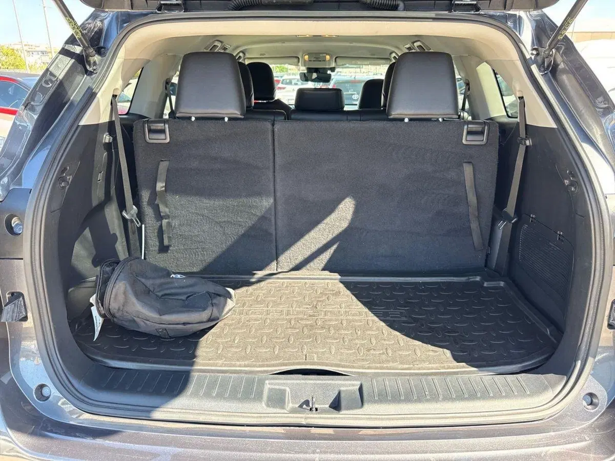 Toyota Highlander usata a Palermo (6)