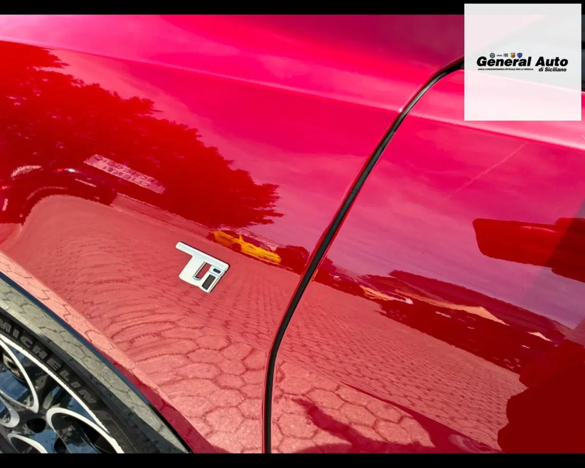 Alfa Romeo Tonale usata a Lucca (11)