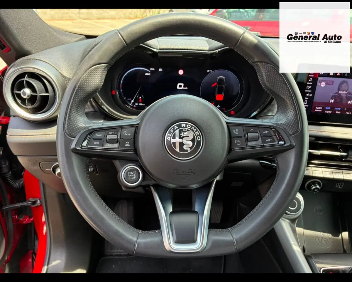 Alfa Romeo Tonale usata a Lucca (13)