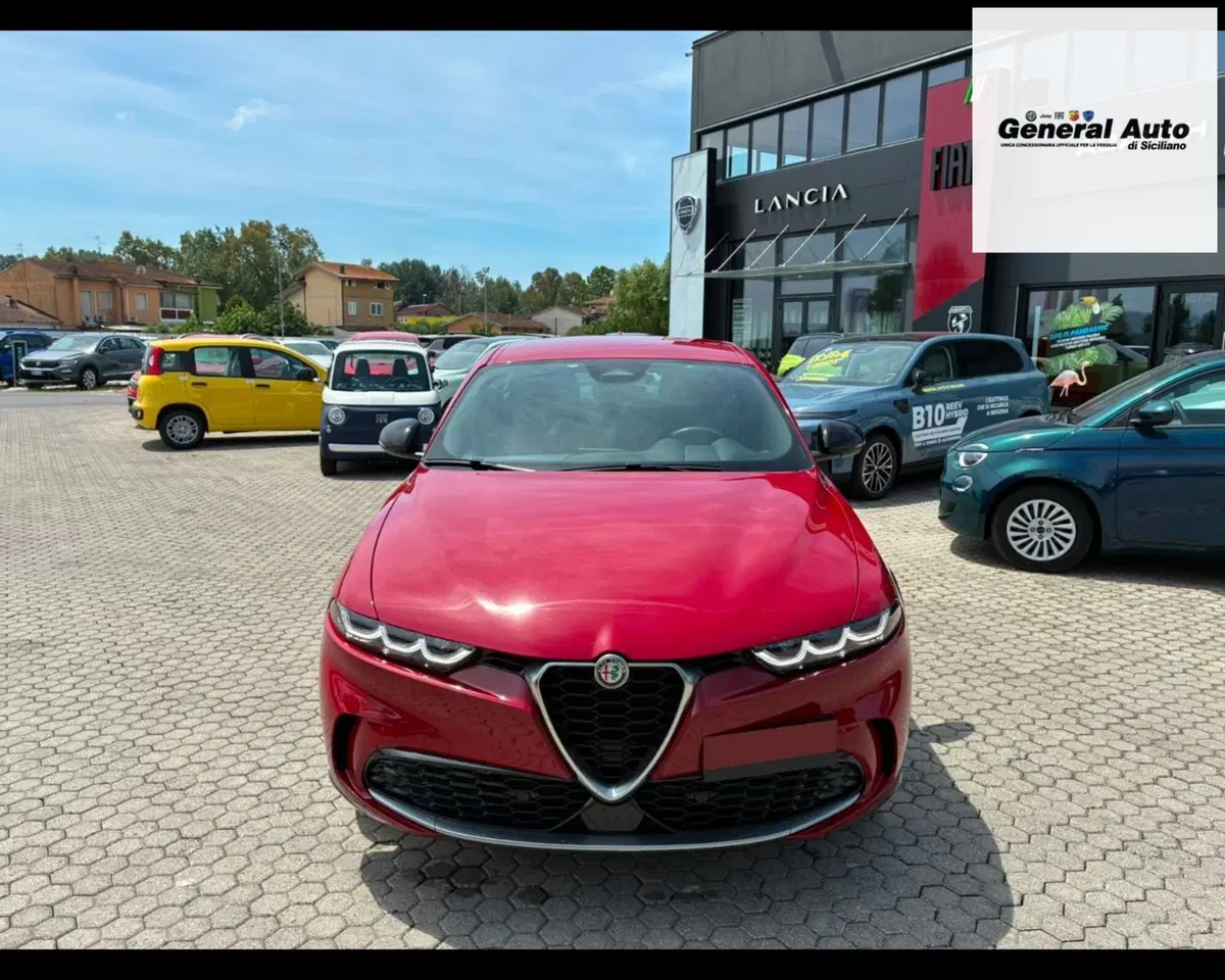 Alfa Romeo Tonale usata a Lucca (2)