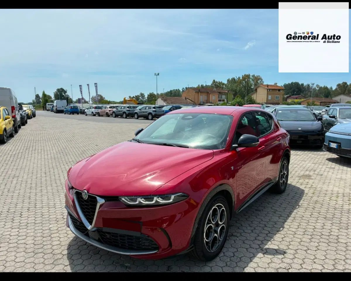 Alfa Romeo Tonale usata a Lucca (3)