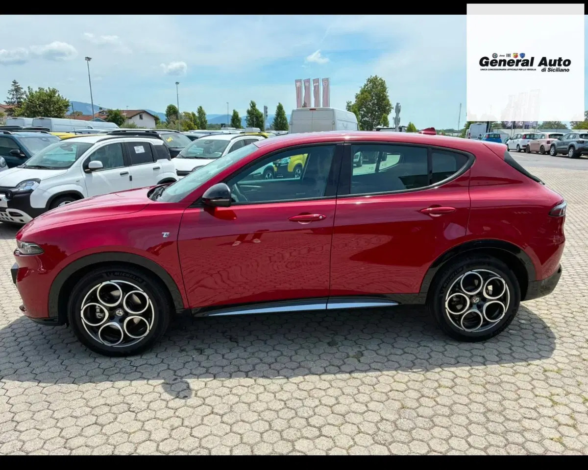 Alfa Romeo Tonale usata a Lucca (4)