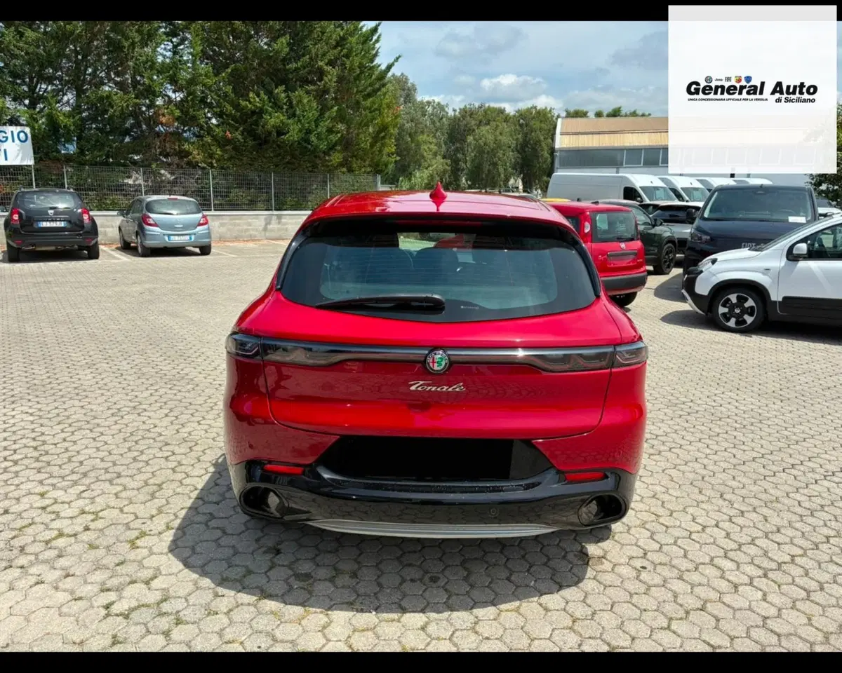 Alfa Romeo Tonale usata a Lucca (6)