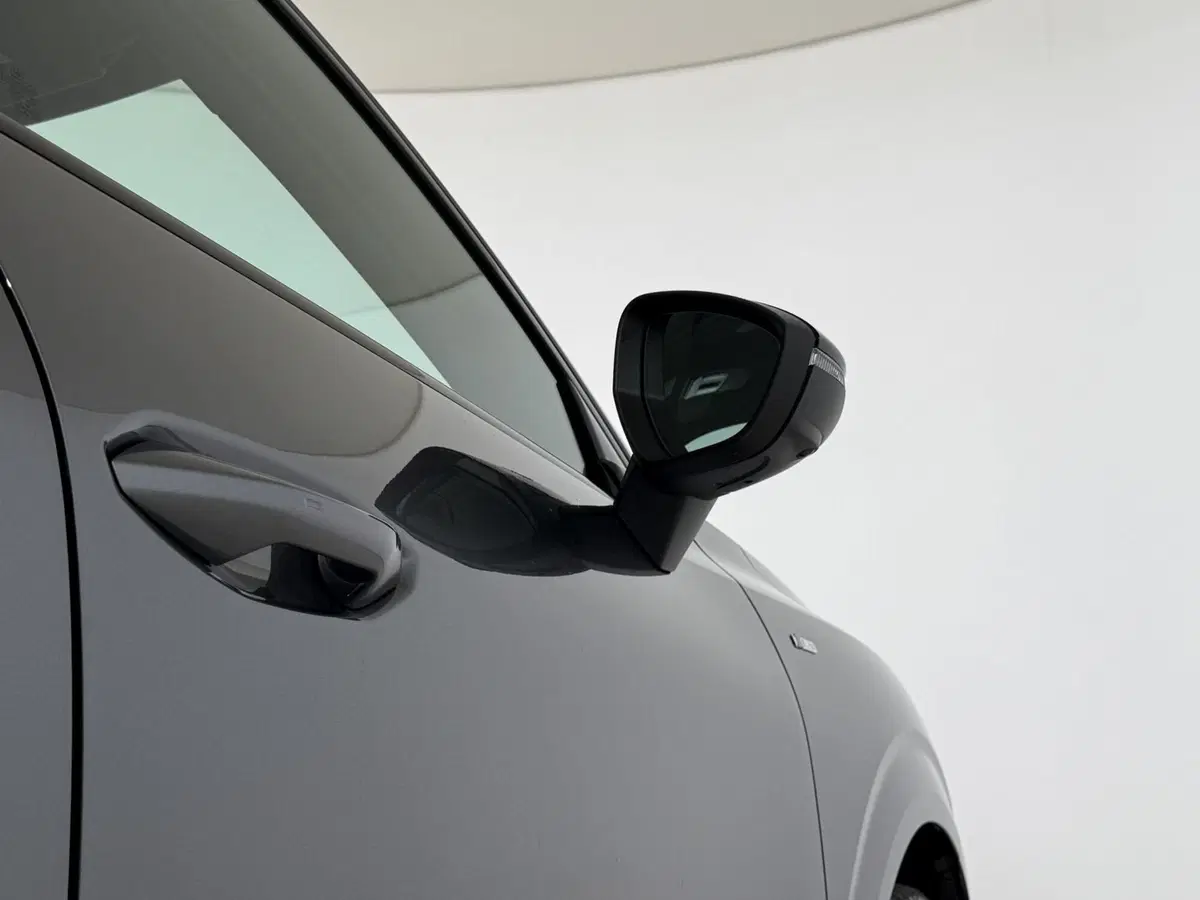 Audi Q3 Sportback nuova a Perugia (17)
