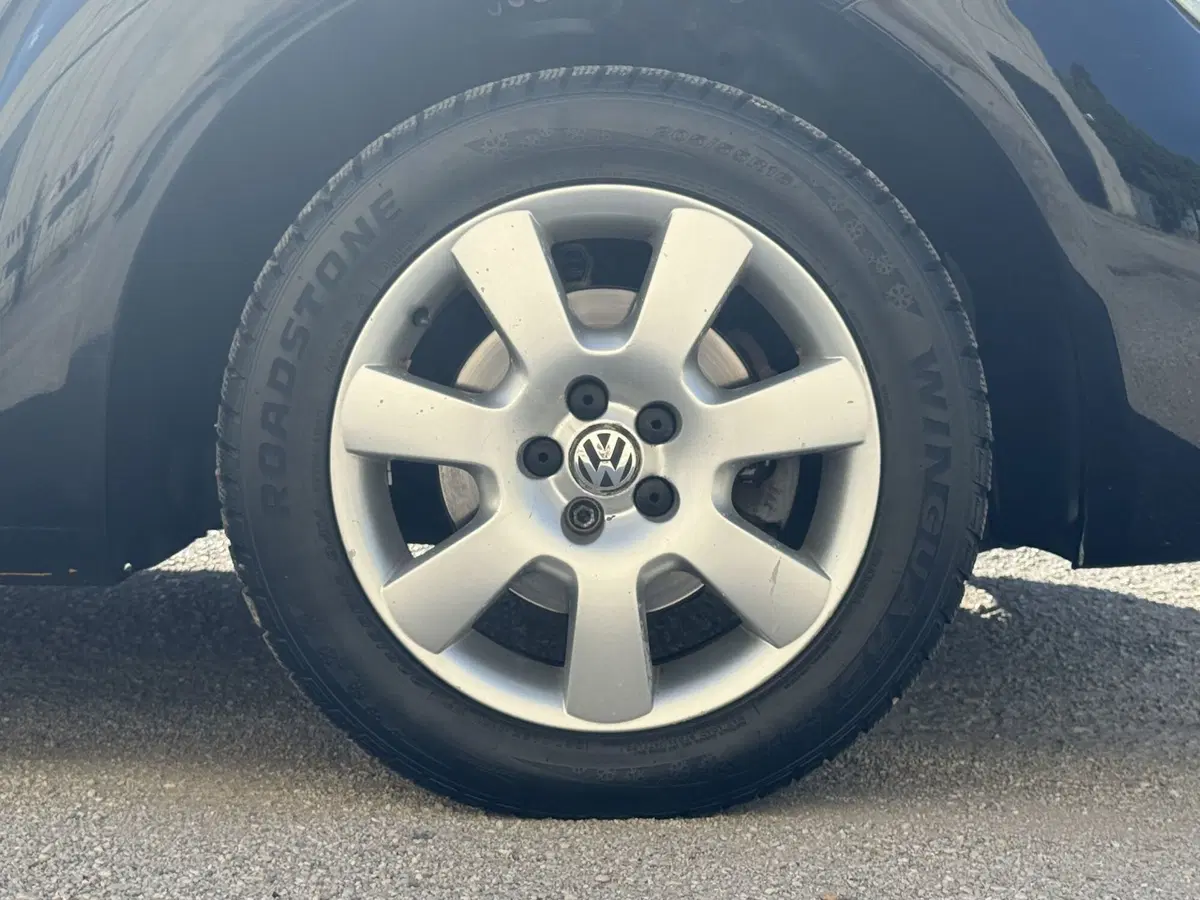 Volkswagen New Beetle Cabrio usata a Perugia (10)