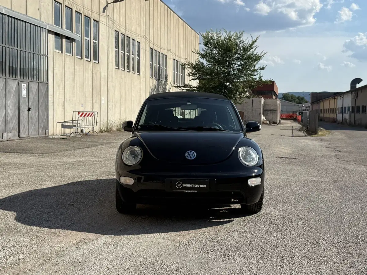 Volkswagen New Beetle Cabrio usata a Perugia (2)