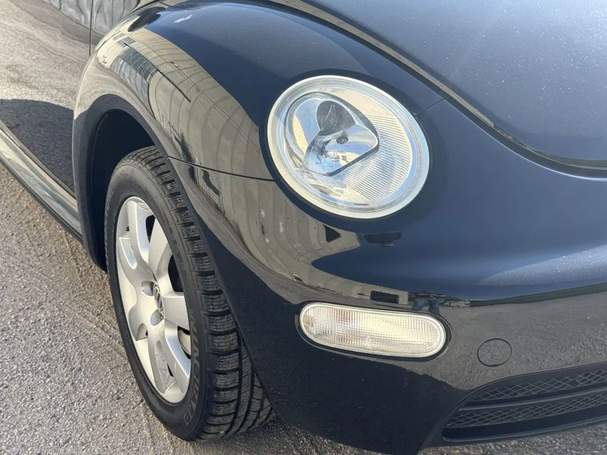 Volkswagen New Beetle Cabrio usata a Perugia (9)