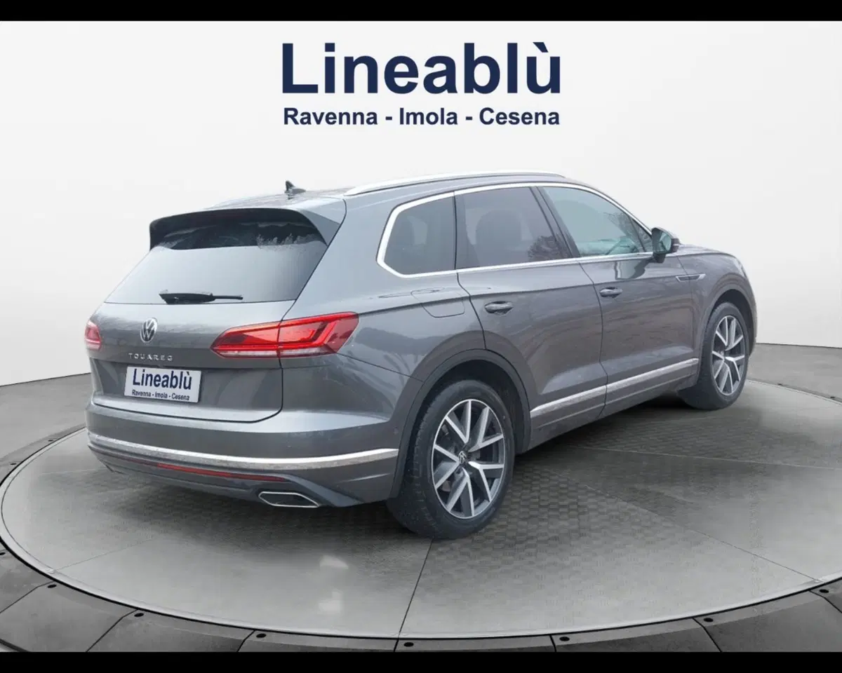 Volkswagen Touareg usata a Ravenna (5)