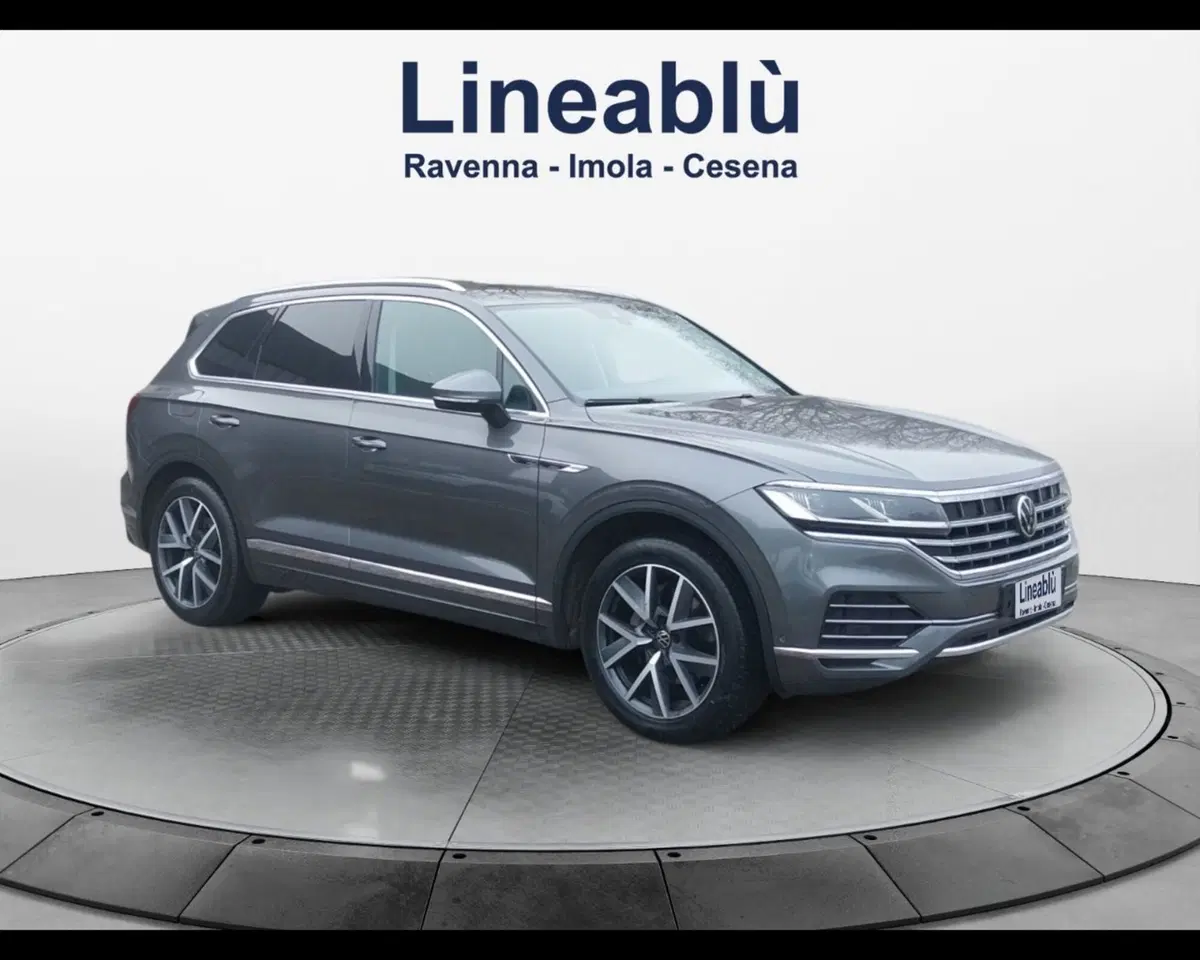 Volkswagen Touareg usata a Ravenna (7)