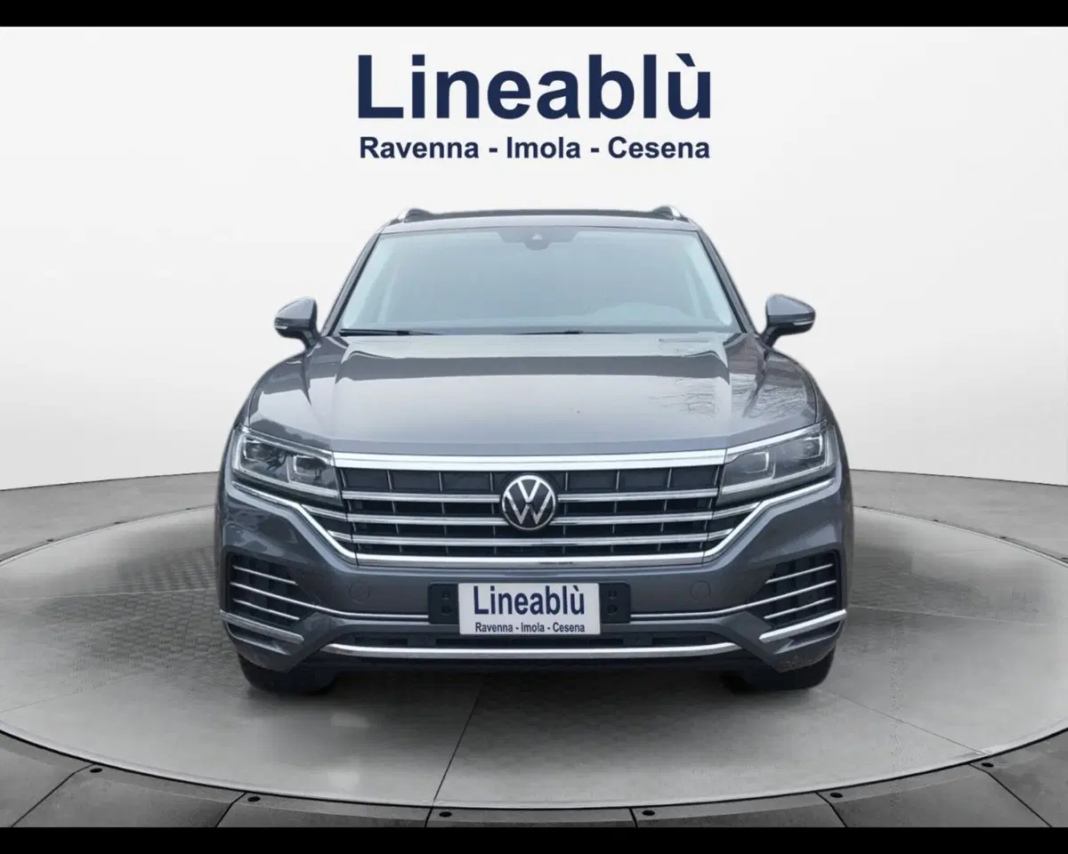 Volkswagen Touareg usata a Ravenna (8)