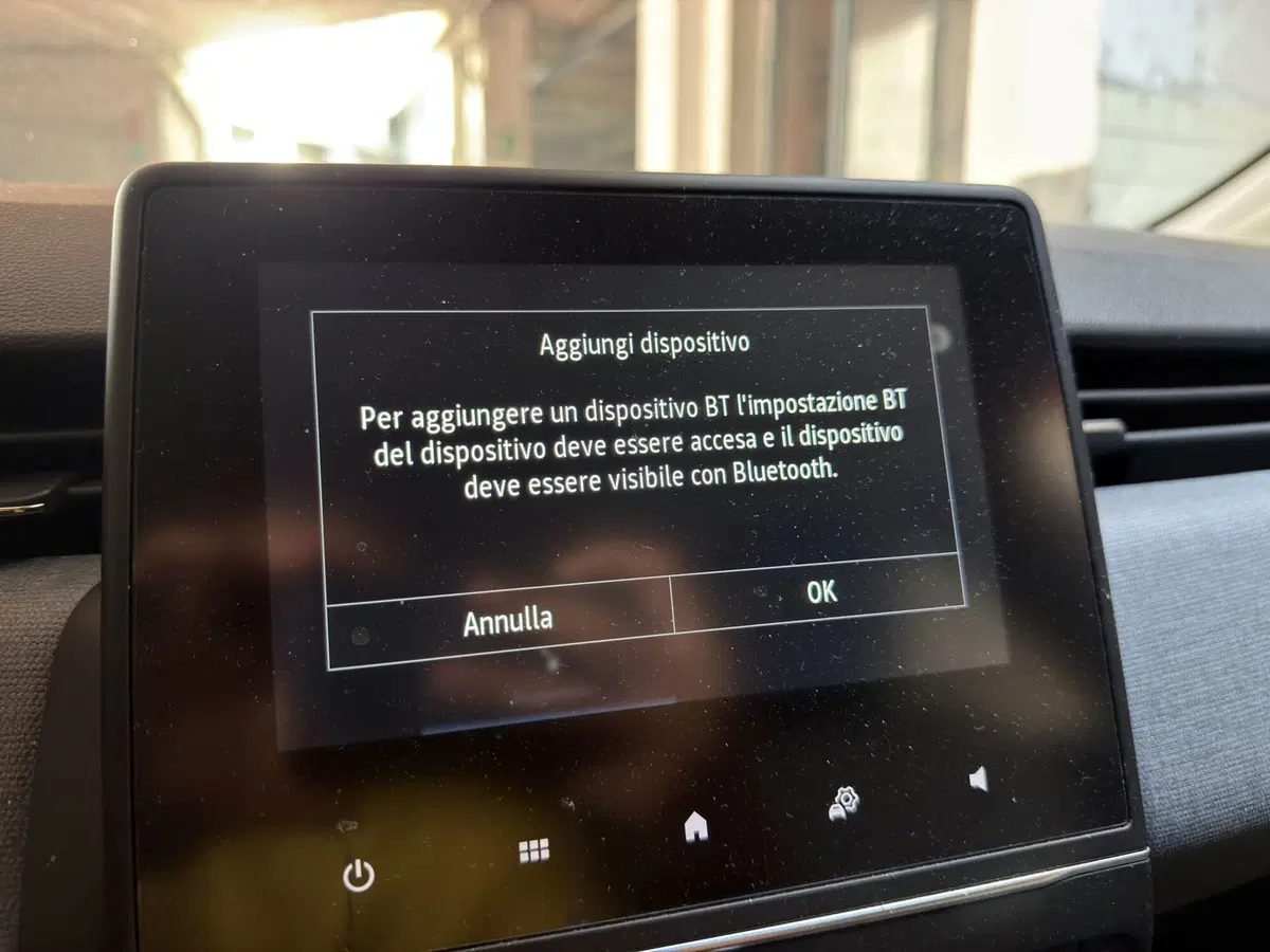 Renault Clio usata a Milano (12)