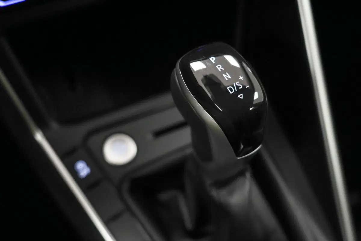 Volkswagen Taigo nuova a Varese (20)