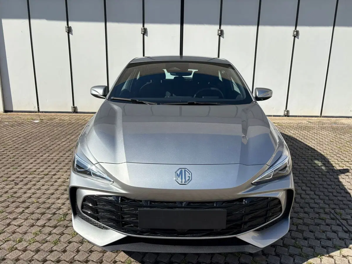Mg MG3 nuova a Milano (2)