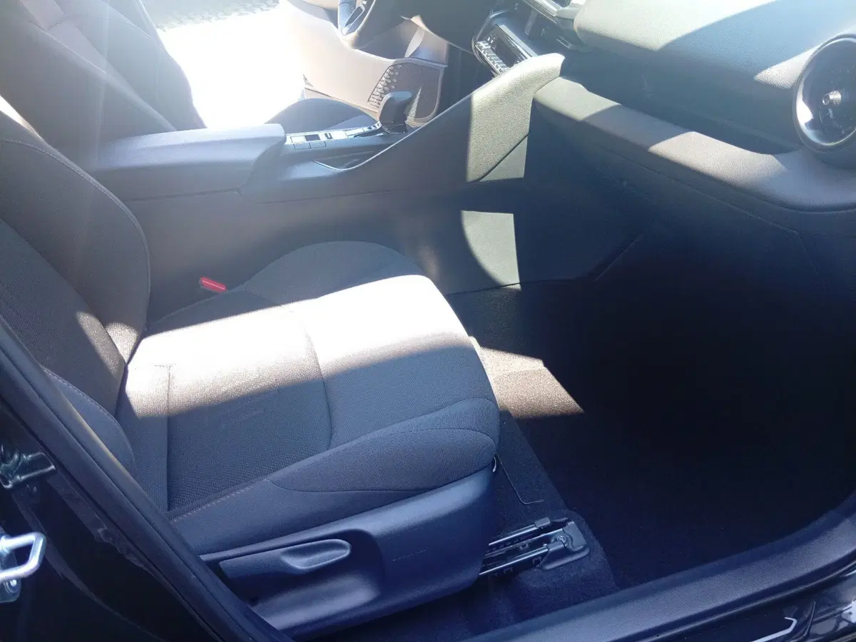 Toyota Toyota C-HR usata a Brescia (10)