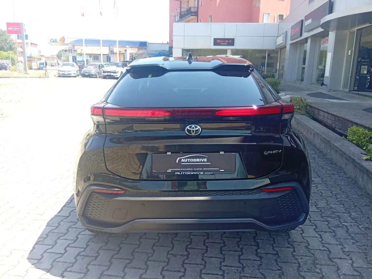 Toyota Toyota C-HR usata a Brescia (6)