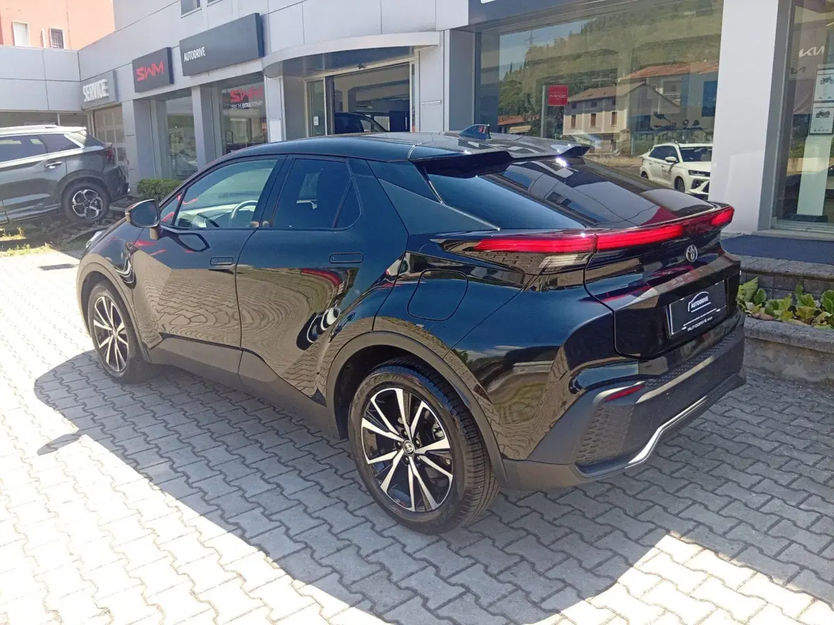 Toyota Toyota C-HR usata a Brescia (7)