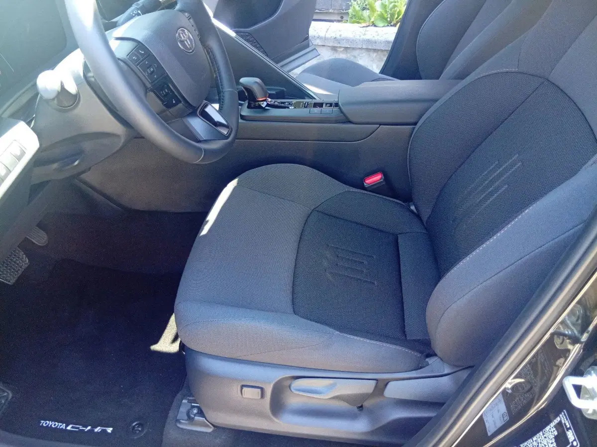 Toyota Toyota C-HR usata a Brescia (8)