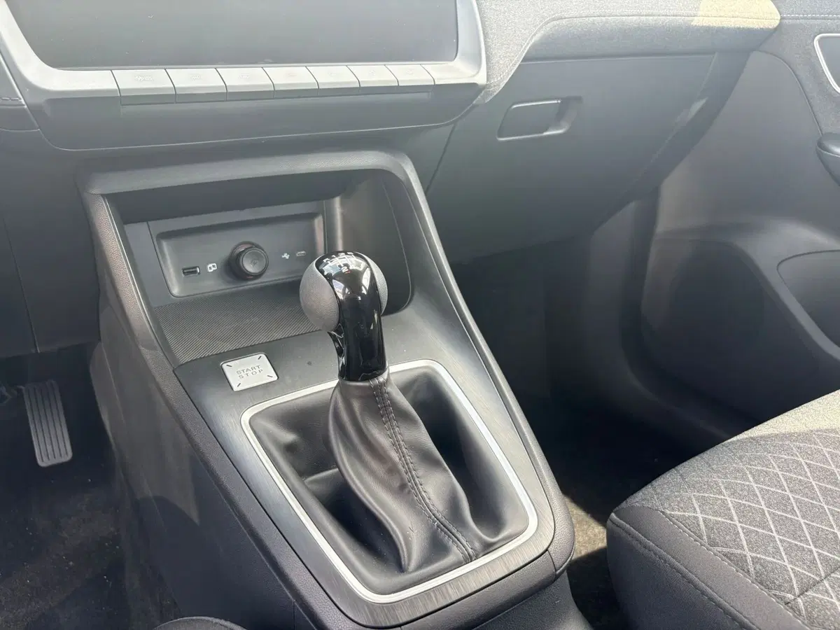 Mg ZS nuova a Milano (15)