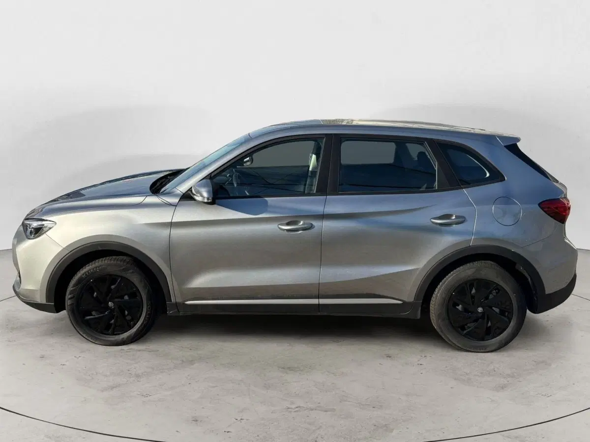 Mg ZS nuova a Milano (3)