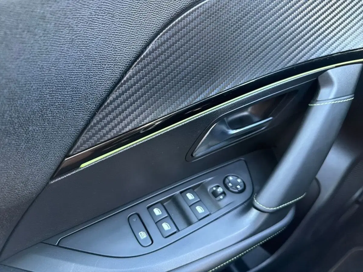 Peugeot 2008 usata a Firenze (17)
