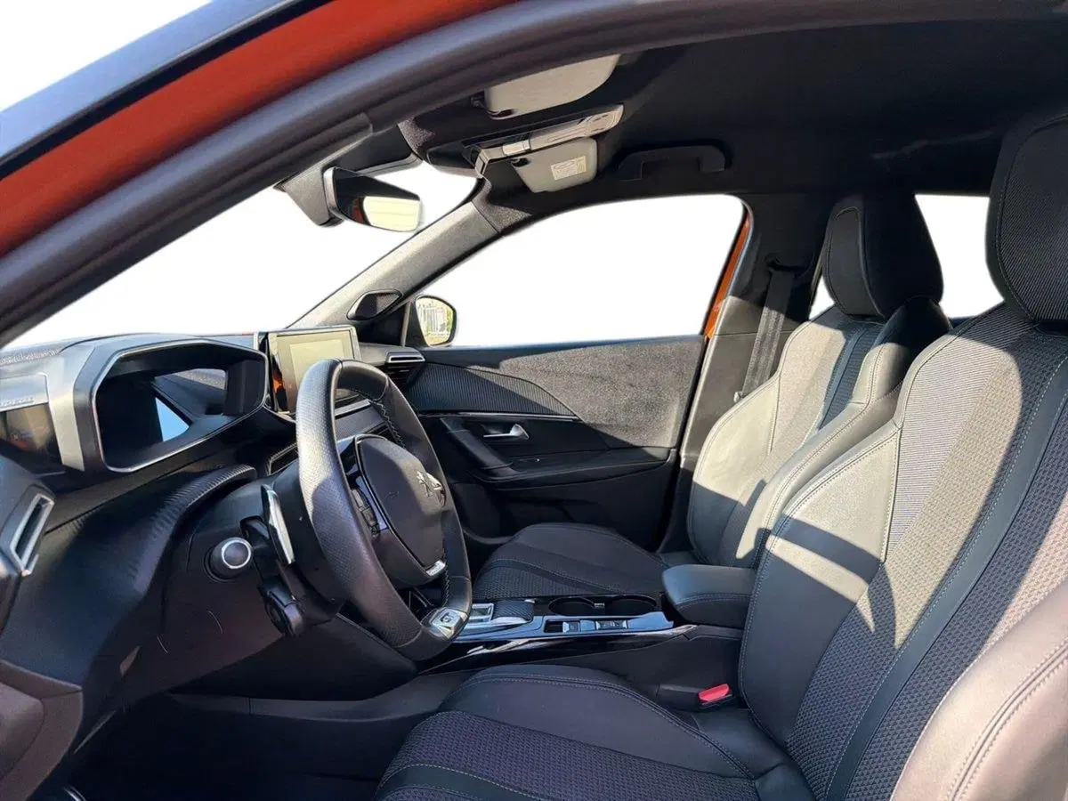 Peugeot 2008 usata a Firenze (9)