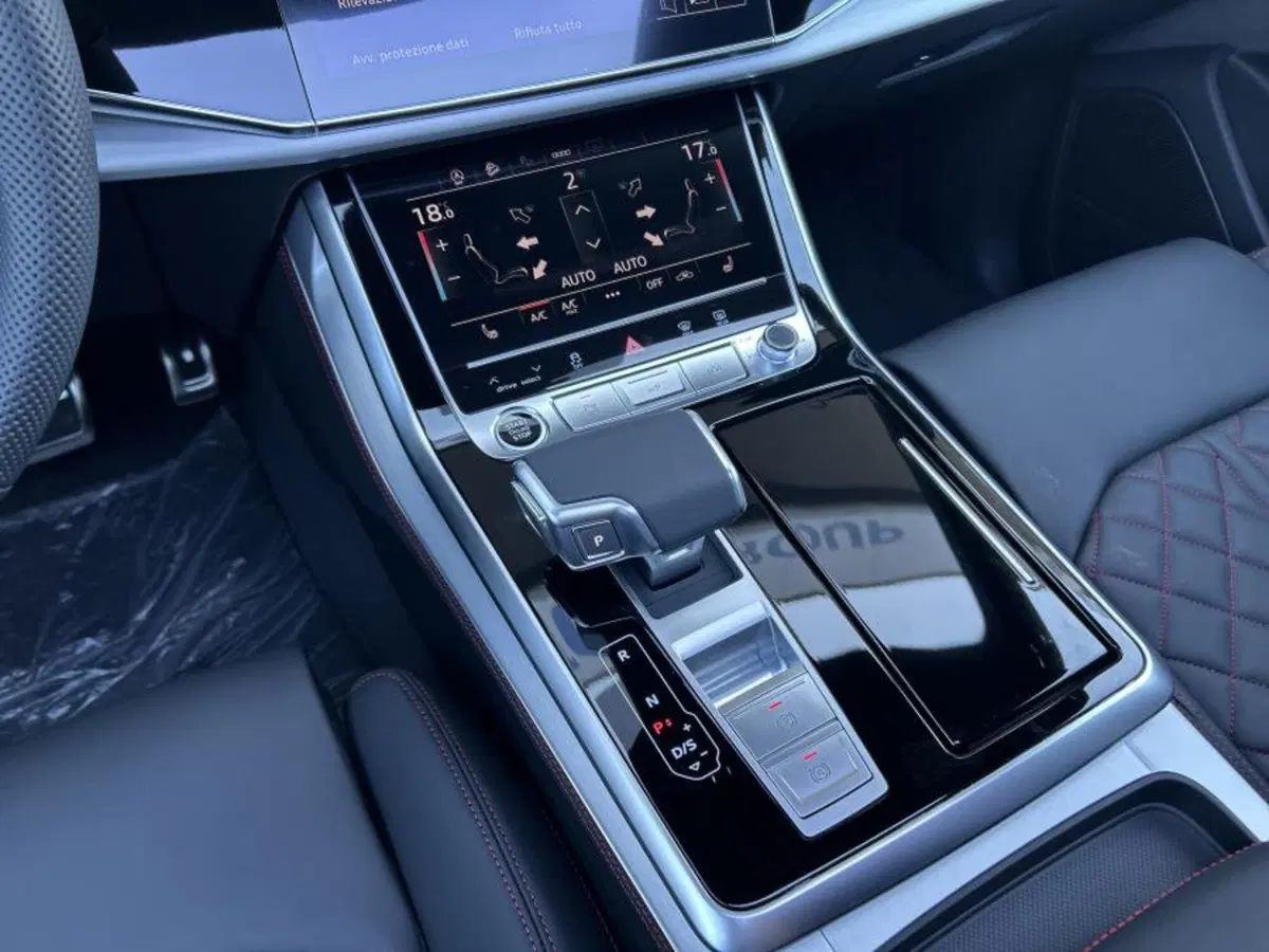 Audi Q8 nuova a Cuneo (14)