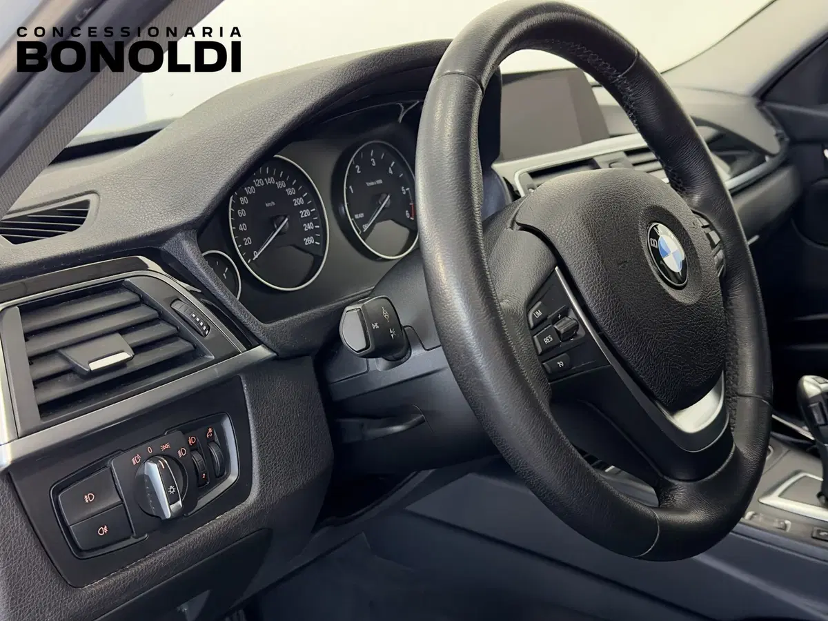 BMW Serie 3 Touring usata a Brescia (7)