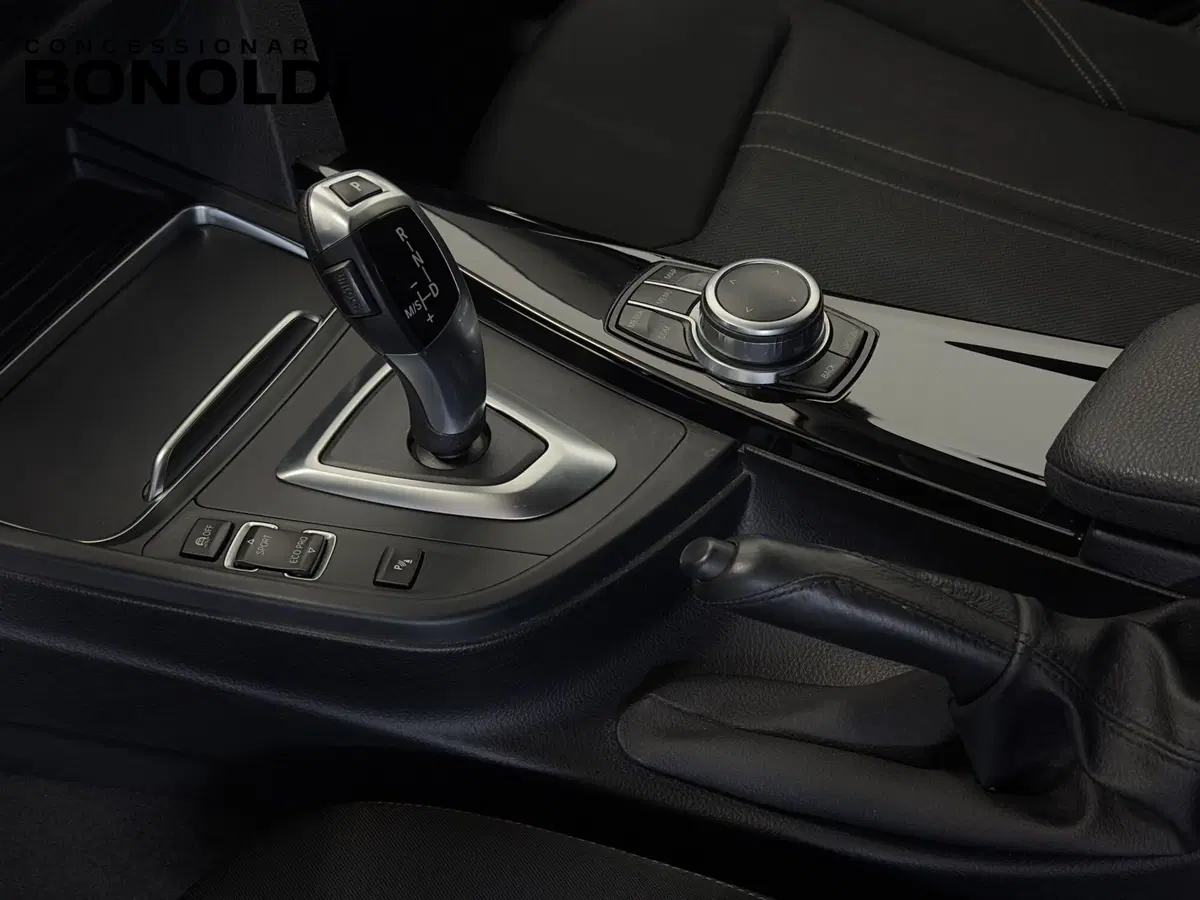 BMW Serie 3 Touring usata a Brescia (8)