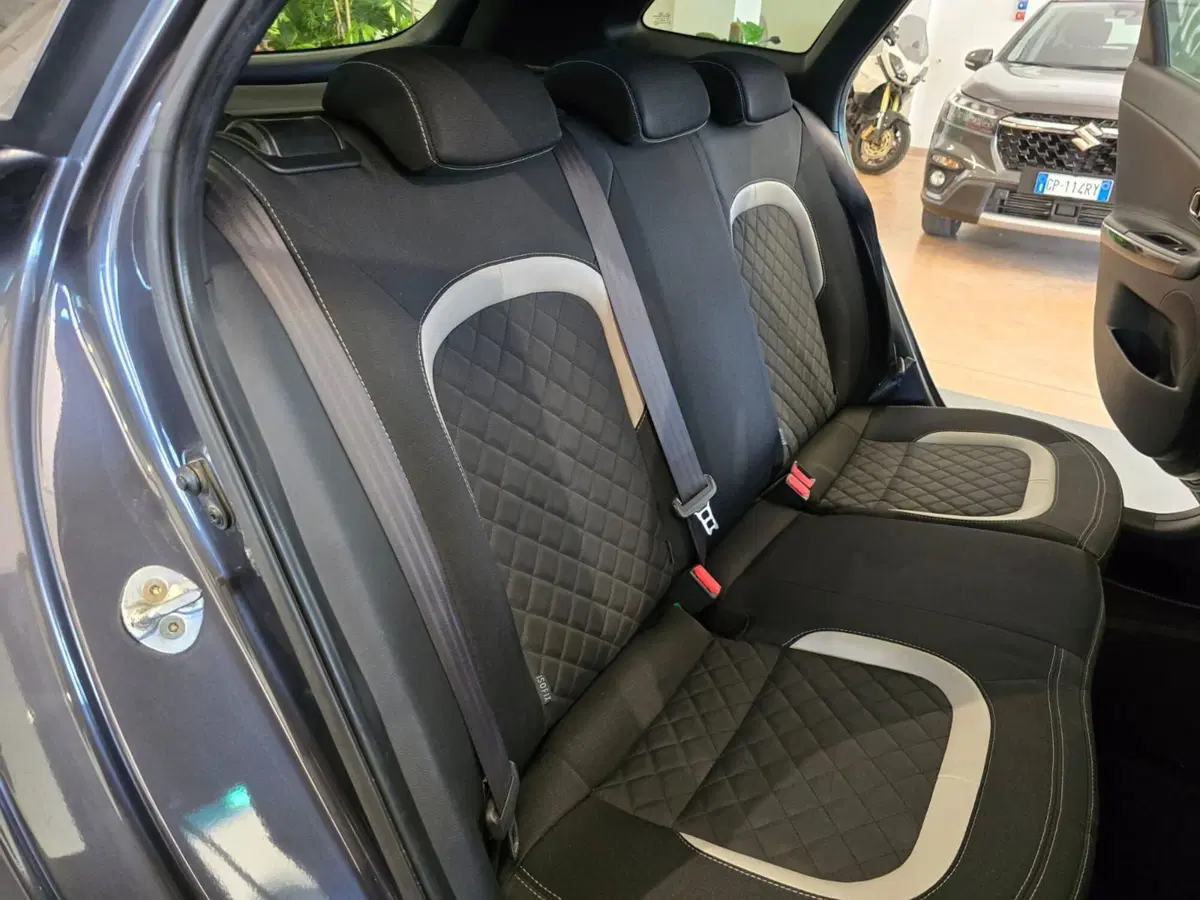 Kia cee'd Sport Wagon usata a Rimini (14)