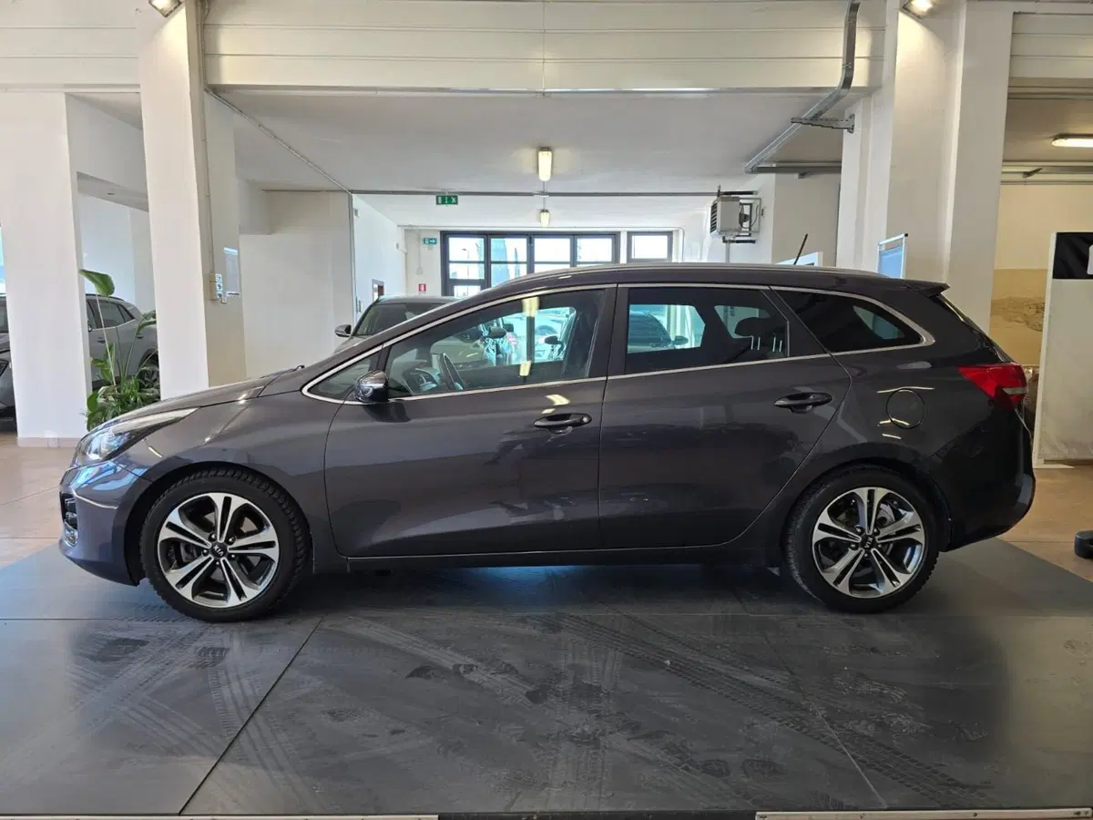 Kia cee'd Sport Wagon usata a Rimini (7)