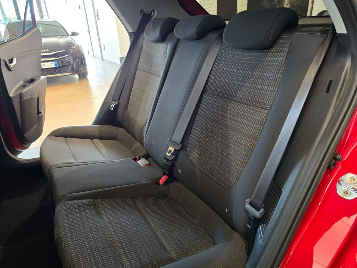 Kia Stonic usata a Rimini (18)