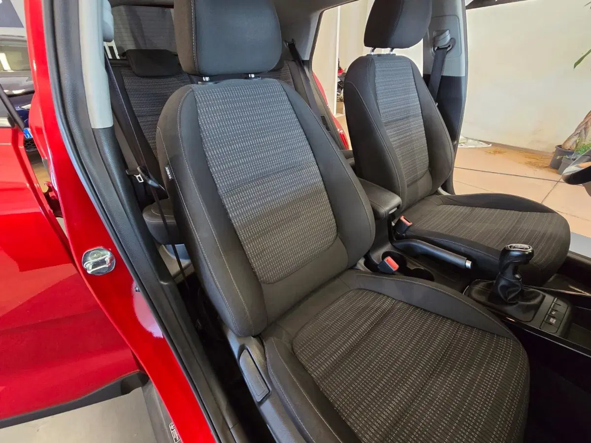 Kia Stonic usata a Rimini (20)