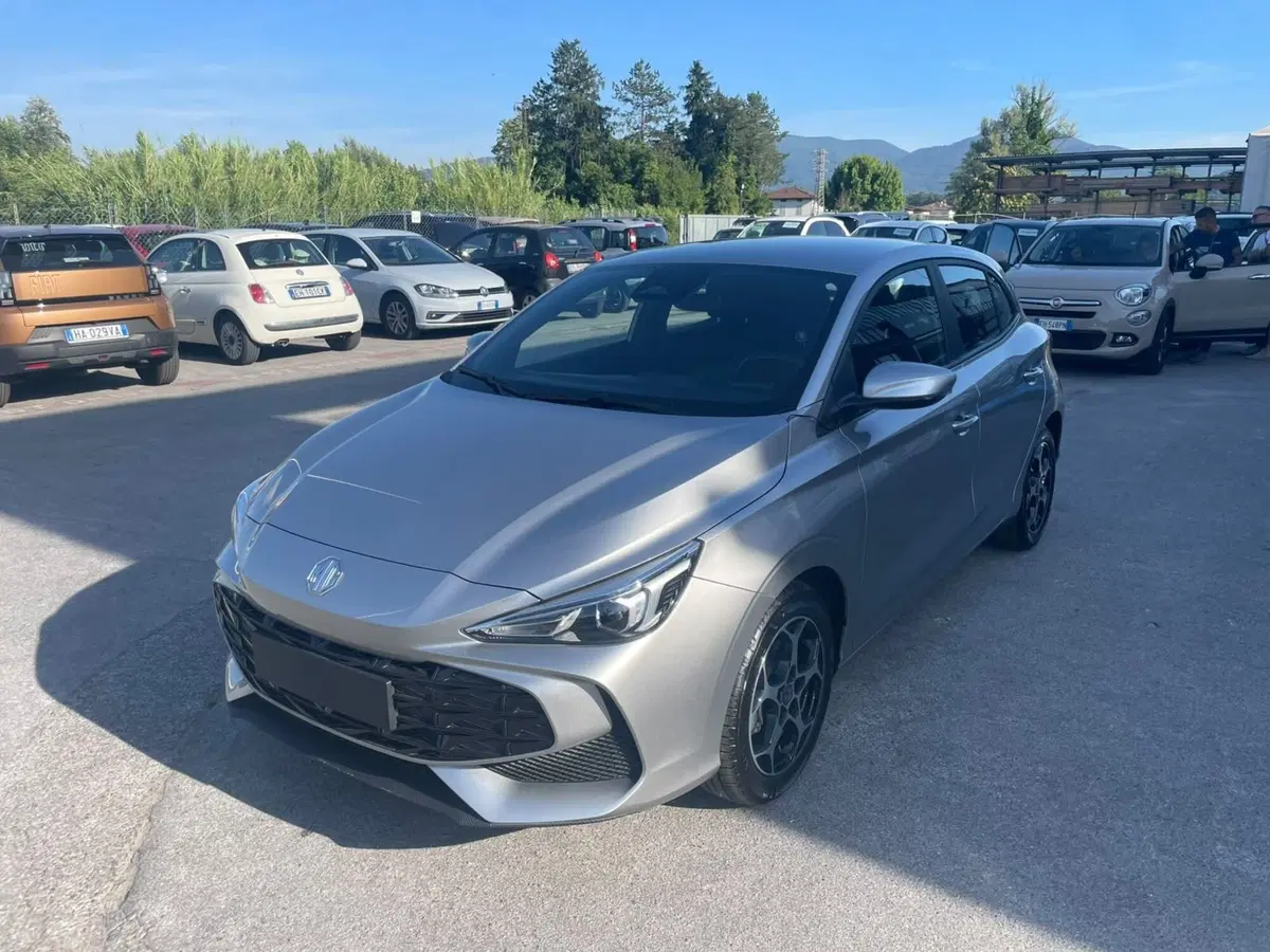 Mg MG3 nuova a Lucca