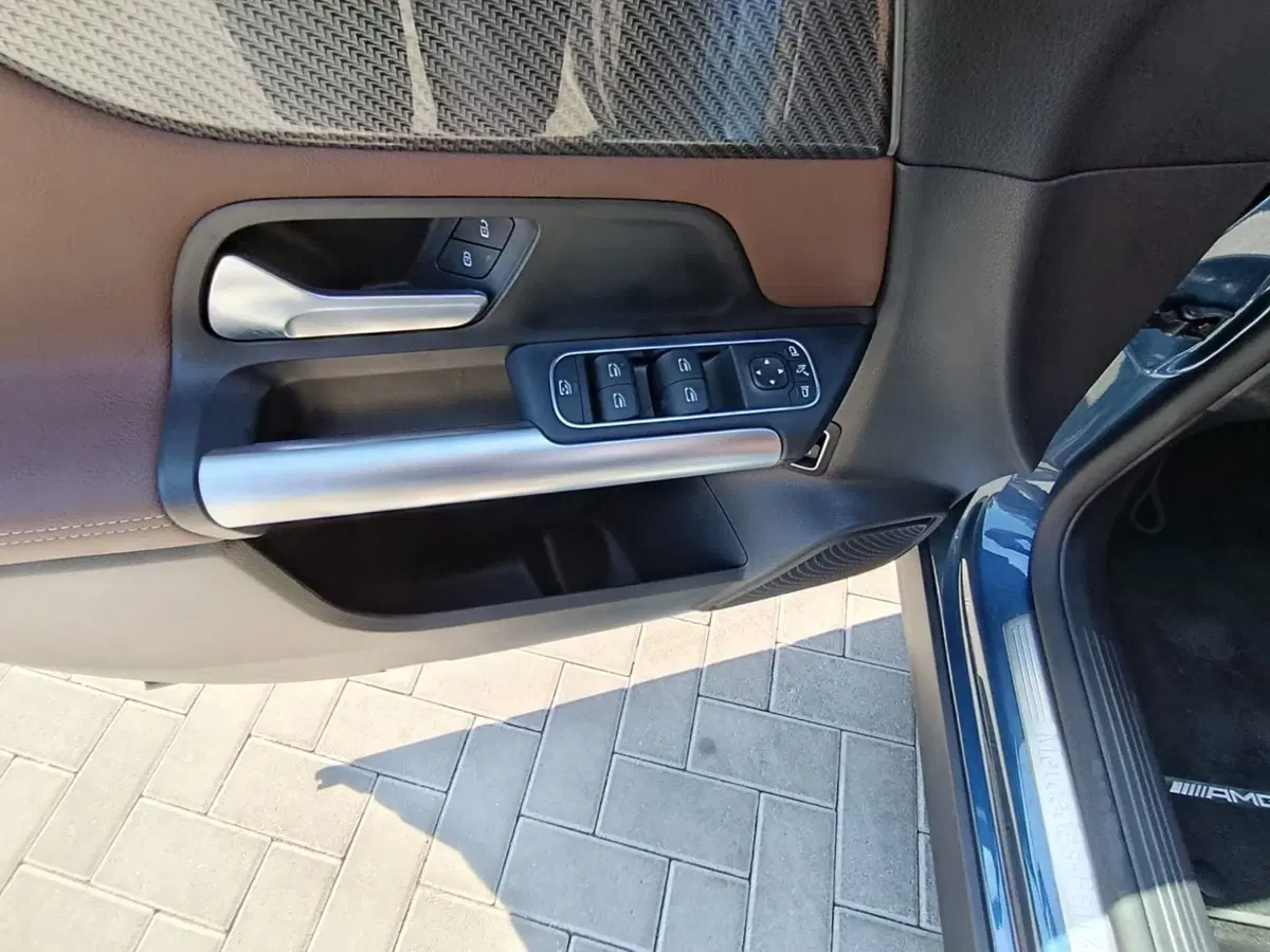 Mercedes-Benz CLA Shooting Brake usata a Massa-Carrara (11)