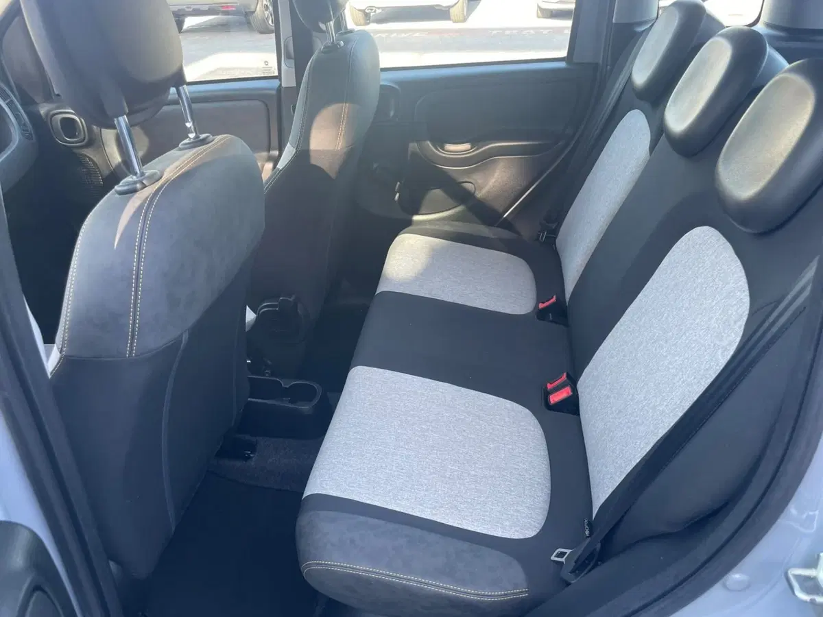 Fiat Panda Cross usata a Lucca (15)