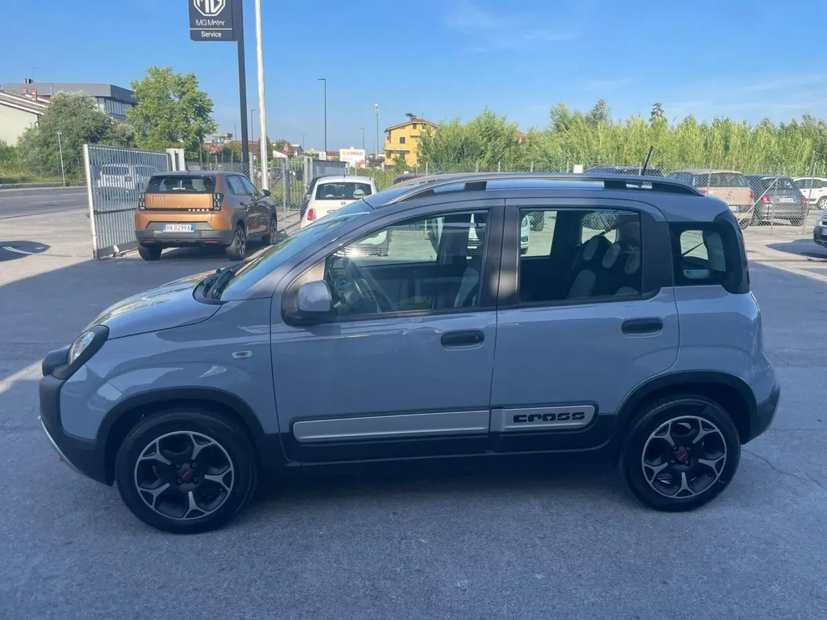 Fiat Panda Cross usata a Lucca (2)