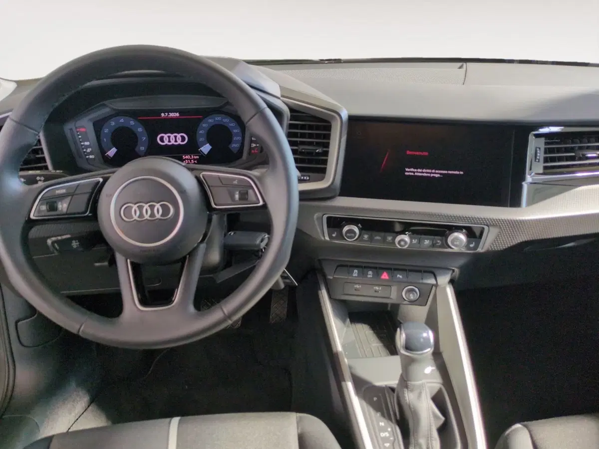Audi A1 allstreet usata a Agrigento (8)