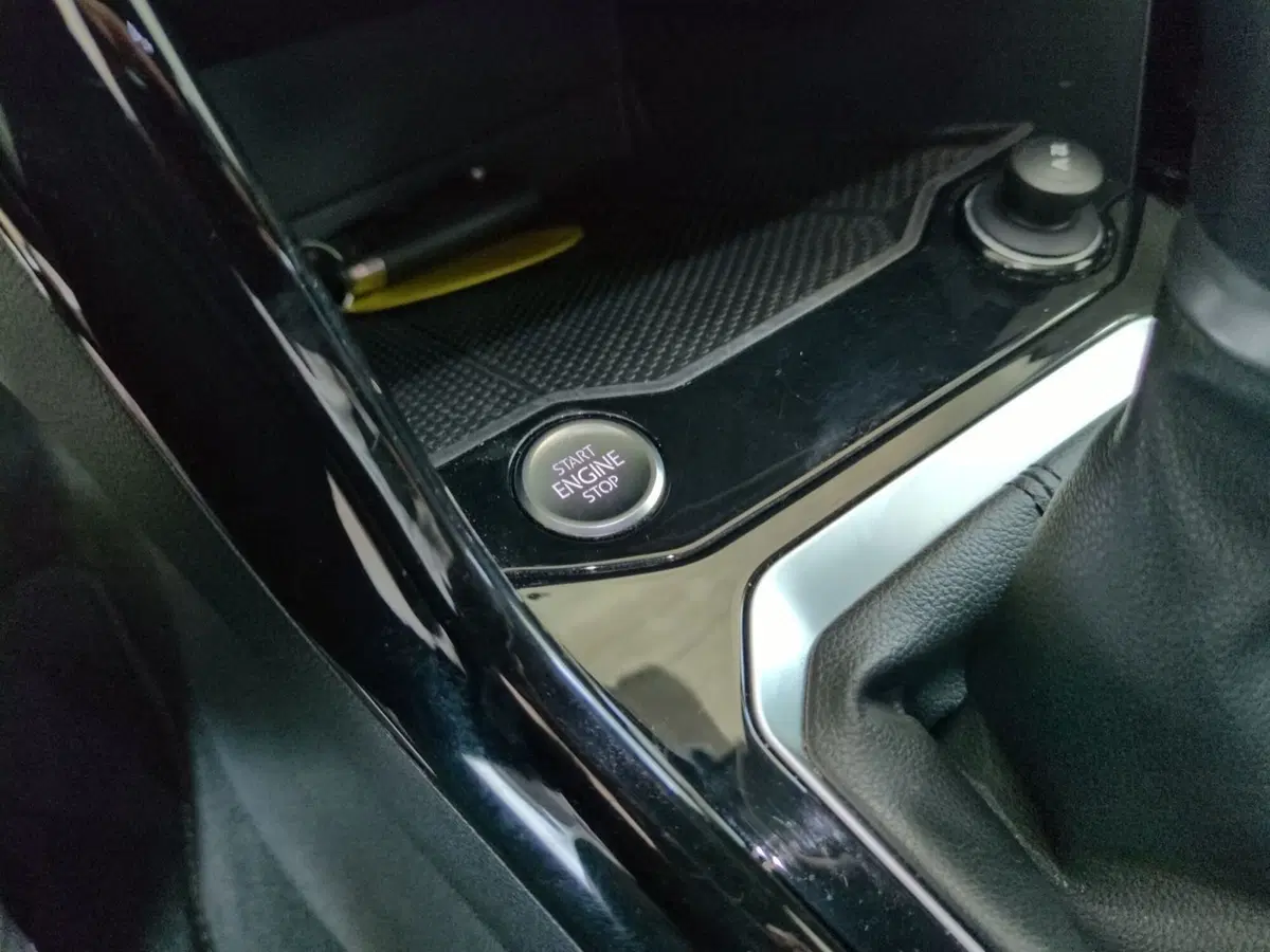 Volkswagen T-Roc usata a Agrigento (19)