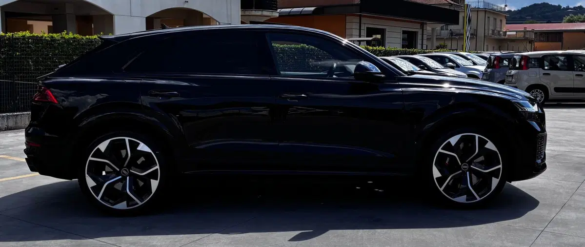 Audi RS Q8 usata a Frosinone (7)