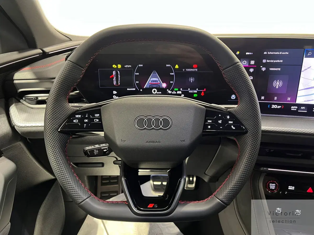 Audi Q4 Sportback nuova a Brescia (10)