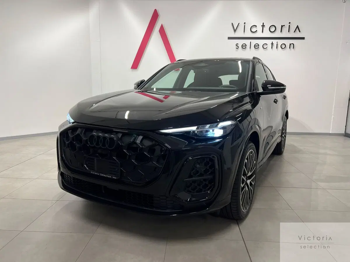 Audi Q4 Sportback nuova a Brescia (2)