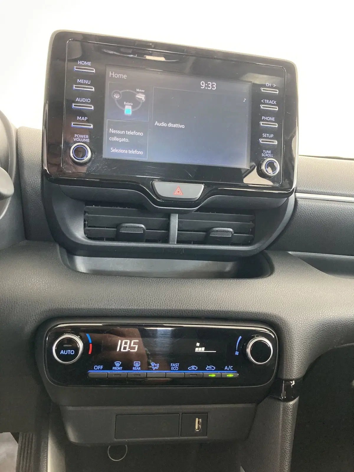 Toyota Yaris usata a Foggia (11)