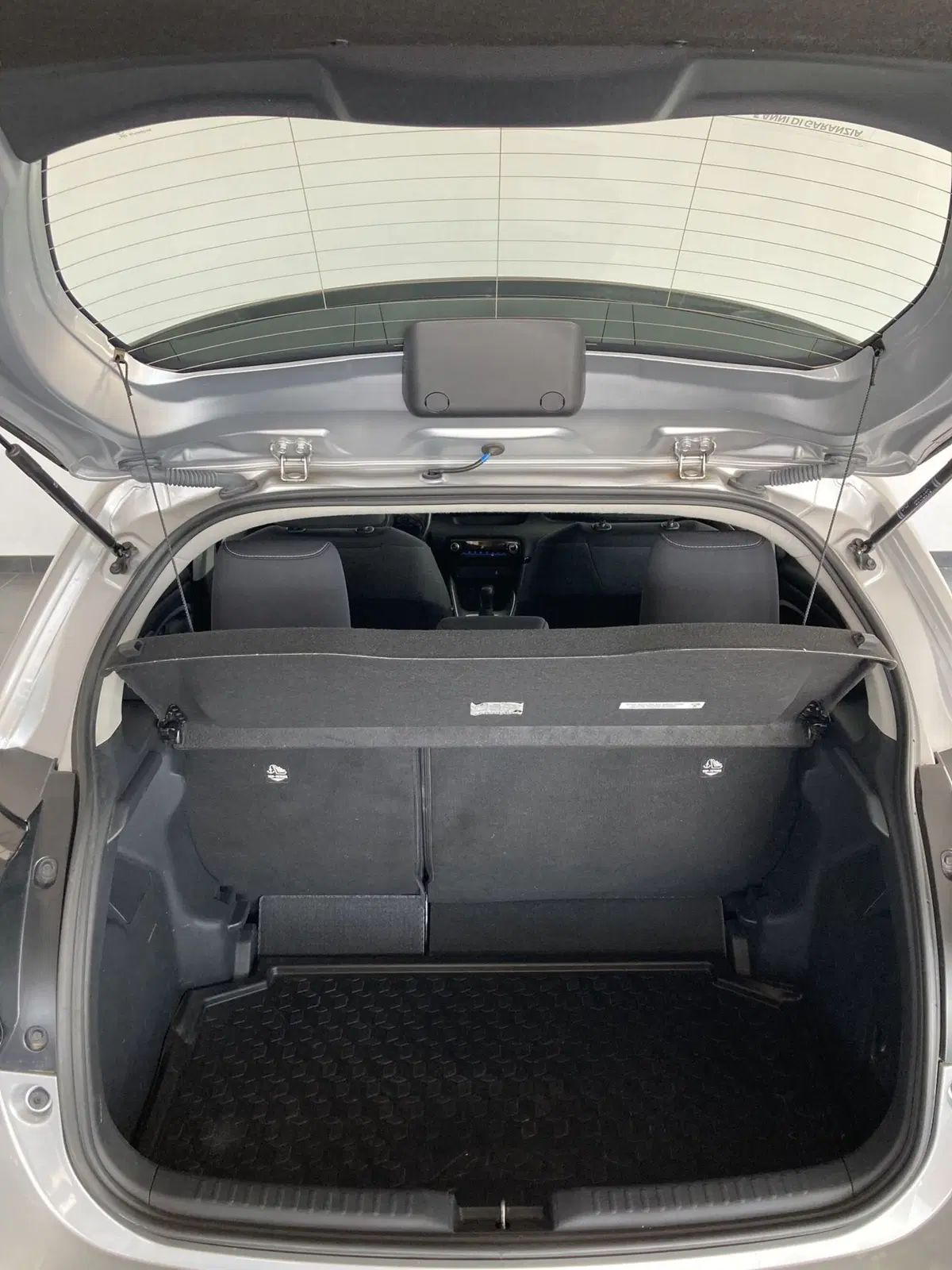 Toyota Yaris usata a Foggia (10)
